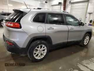 2016 Jeep Cherokee Latitude с VIN 1C4PJMCB4GW196970, выставлен на аукционе Copart как лот 59566095 с пробегом 172 076 миль миль и Списание • Salvage title. История ставок и продаж доступна на DreamBid. Изображение 3.