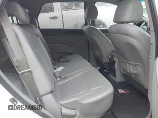 2008 Hyundai Veracruz GLS with VIN KM8NU73C08U077511, listed as a IAAI auction lot 42213972 with 202,230 mi miles and . Bid and sale history available at DreamBid. Image 8.