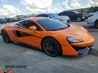 2017 McLaren 570S z VIN SBM13DAA7HW001866, wystawiony jako Copart lot #59182654 z przebiegiem 32 951 mil mil oraz Szkody całkowita. Historia ofert i sprzedaży dostępna na DreamBid. Obrazek 4.