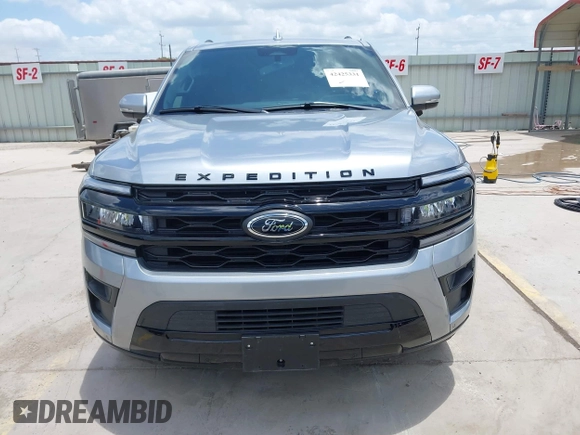 2023 Ford Expedition Limited with VIN 1FMJU1K87PEA60836, listed as a IAAI auction lot 42425331 with 7,741 mi miles and . Bid and sale history available at DreamBid. Image 12.