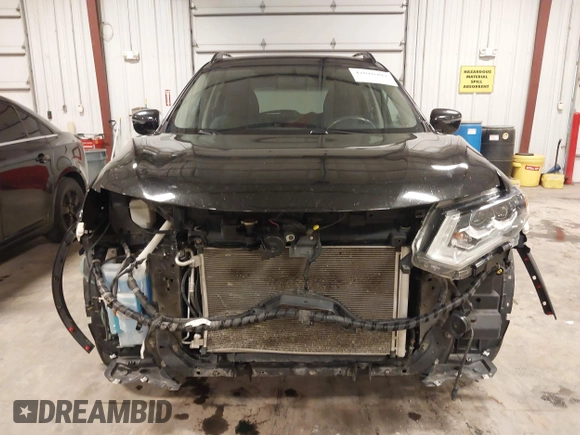 2017 Nissan Rogue SL with VIN 5N1AT2MV0HC757919, listed as a IAAI auction lot 42010409 with 122,089 mi miles. Bid and sale history available at carsss.com. Image 13.