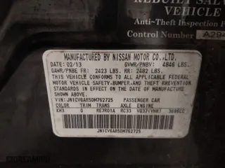 2013 Infiniti G37 Sedan x with VIN JN1CV6AR5DM762725, listed as a IAAI auction lot 41453576 with 202,632 mi miles. Bid and sale history available at carsss.com. Image 9.