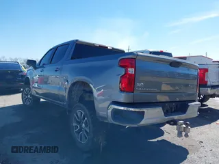 2020 Chevrolet Silverado 1500 LT with VIN 3GCPWCED8LG285993, listed as a IAAI auction lot 41664807 with 63,637 mi miles. Bid and sale history available at carsss.com. Image 3.