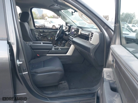 2024 Toyota Tundra 4WD SR5 with VIN 5TFLA5DB0RX145580, listed as a IAAI auction lot 41882448 with 1,345 mi miles. Bid and sale history available at carsss.com. Image 5.