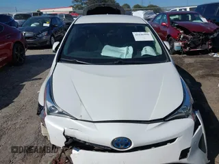 2018 Toyota Prius Two with VIN JTDKBRFU5J3076265, listed as a IAAI auction lot 41646990 with 216,021 mi miles. Bid and sale history available at carsss.com. Image 12.