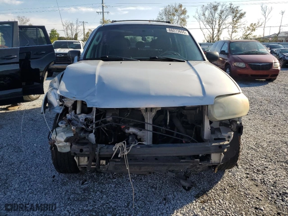 2007 Ford Escape Limited with VIN 1FMYU04187KA40993, listed as a Copart auction lot 88273655 with 209,209 mi miles and Salvage Title. Bid and sale history available at carsss.com. Image 5.