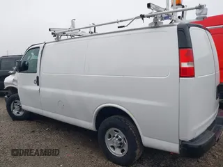 2016 Chevrolet Express Cargo Van with VIN 1GCWGAFF0G1133238, listed as a IAAI auction lot 41849374 with 151,611 mi miles. Bid and sale history available at carsss.com. Image 14.