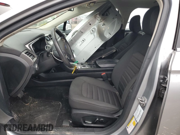 2020 Ford Fusion SE with VIN 3FA6P0HD4LR107933, listed as a Copart auction lot 81295884 with 50,860 mi miles and Salvage title. Bid and sale history available at DreamBid. Image 7.