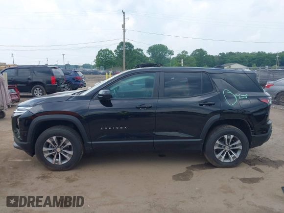 2025 Chevrolet Equinox FWD LT with VIN 3GNAXHEG3SL257204, listed as a IAAI auction lot 42421342 with 2,291 mi miles and . Bid and sale history available at DreamBid. Image 15.