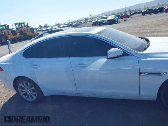 2018 Jaguar XF 25t Premium with VIN SAJBD4FX9JCY58089, listed as a IAAI auction lot 42131905 with 108,091 mi miles and . Bid and sale history available at DreamBid. Image 13.