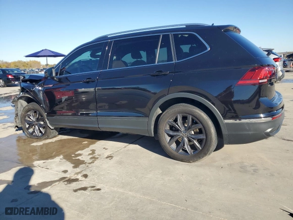 2022 Volkswagen Tiguan SE with VIN 3VV3B7AX2NM035110, listed as a Copart auction lot 84304724 with 45,962 mi miles and Clean Title. Bid and sale history available at carsss.com. Image 2.