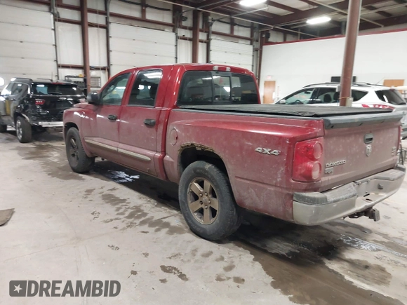 2008 Dodge Dakota Laramie z VIN 1D7HW58N98S634217, wystawiony jako IAAI lot #41739357 z przebiegiem 263 329 mil mil oraz . Historia ofert i sprzedaży dostępna na DreamBid. Obrazek 3.