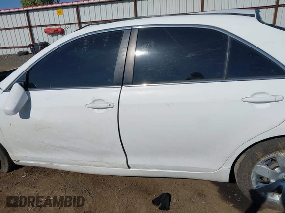 2009 Toyota Camry z VIN 4T4BE46KX9R116954, wystawiony jako IAAI lot #42165364 z przebiegiem 133 198 mil mil oraz . Historia ofert i sprzedaży dostępna na DreamBid. Obrazek 14.