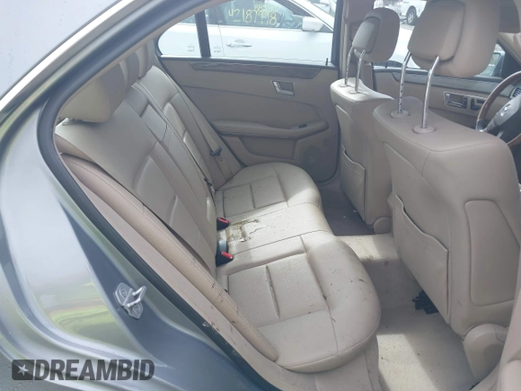 2011 Mercedes-Benz E 350 Luxury z VIN WDDHF8HB3BA291845, wystawiony jako IAAI lot #42173295 z przebiegiem 191 749 mil mil oraz . Historia ofert i sprzedaży dostępna na DreamBid. Obrazek 8.