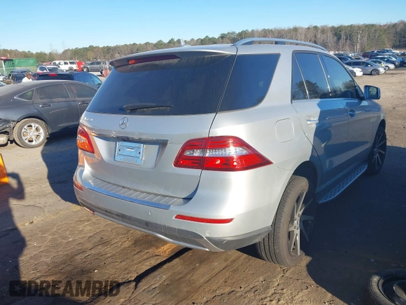 2015 Mercedes-Benz M 350 with VIN 4JGDA5JB9FA561582, listed as a IAAI auction lot 41687386 with 96,784 mi miles and . Bid and sale history available at DreamBid. Image 4.