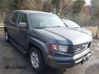 2008 Honda Ridgeline RTS with VIN 2HJYK164X8H527799, listed as a IAAI auction lot 41824024 with 157,773 mi miles. Bid and sale history available at carsss.com. Image 1.