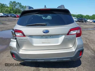 2019 Subaru Outback Limited z VIN 4S4BSENC1K3293035, wystawiony jako IAAI lot #42542100 z przebiegiem 112 455 mil mil oraz . Historia ofert i sprzedaży dostępna na DreamBid. Obrazek 16.
