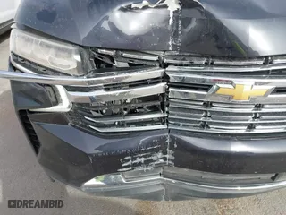 2023 Chevrolet Suburban Premier with VIN 1GNSCFKD2PR520037, listed as a IAAI auction lot 41745388 with 44,143 mi miles. Bid and sale history available at carsss.com. Image 6.