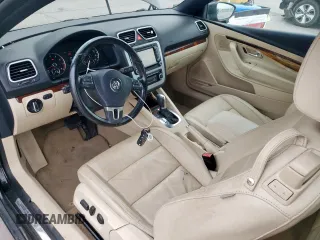 2012 Volkswagen Eos Lux with VIN WVWFW7AH7CV006018, listed as a Copart auction lot 53694855 with 78,502 mi miles and Salvage Title. Bid and sale history available at DreamBid. Image 8.