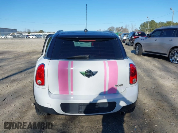 2012 MINI Countryman with VIN WMWZB3C50CWM30524, listed as a IAAI auction lot 41623400 with 194,858 mi miles and . Bid and sale history available at DreamBid. Image 16.