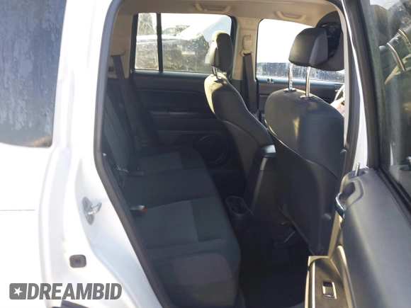 2013 Jeep Compass Sport with VIN 1C4NJCBA6DD102332, listed as a IAAI auction lot 41495235 with 213,018 mi miles. Bid and sale history available at carsss.com. Image 8.