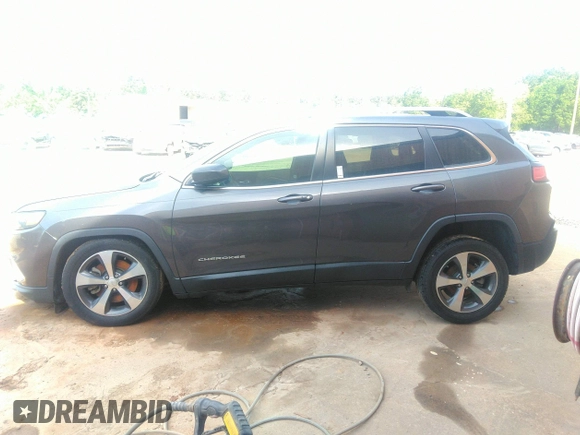 2019 Jeep Cherokee Limited with VIN 1C4PJLDB1KD392751, listed as a IAAI auction lot 41716866 with 69,545 mi miles and . Bid and sale history available at DreamBid. Image 15.