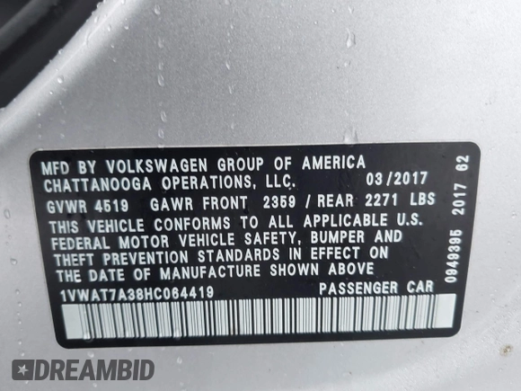2017 Volkswagen Passat S z VIN 1VWAT7A38HC064419, wystawiony jako IAAI lot #42156027 z przebiegiem 81 062 mil mil oraz . Historia ofert i sprzedaży dostępna na DreamBid. Obrazek 9.