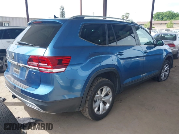 2019 Volkswagen Atlas SE with VIN 1V2DR2CA7KC516363, listed as a IAAI auction lot 42097219 with 92,152 mi miles and . Bid and sale history available at DreamBid. Image 4.