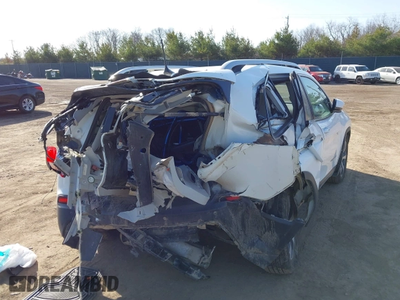 2019 Jeep Cherokee Limited with VIN 1C4PJLDB4KD172228, listed as a IAAI auction lot 41836761 with 153,382 mi miles. Bid and sale history available at carsss.com. Image 4.