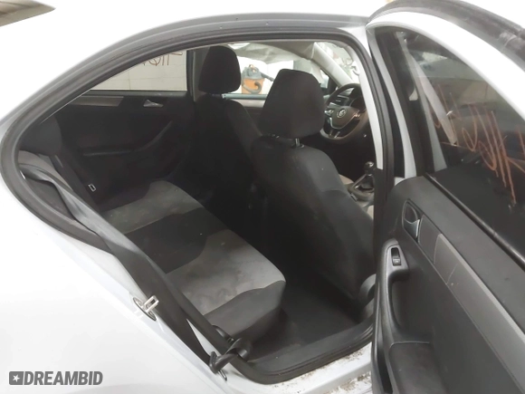 2017 Volkswagen Jetta 1.4T S with VIN 3VW167AJ5HM279535, listed as a IAAI auction lot 41664681 with 98,902 mi miles. Bid and sale history available at carsss.com. Image 8.