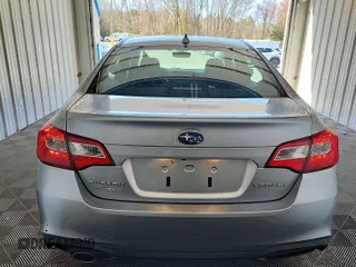 2018 Subaru Legacy Premium z VIN 4S3BNAF66J3033922, wystawiony jako IAAI lot #42610438 z przebiegiem 39 267 mil mil oraz . Historia ofert i sprzedaży dostępna na DreamBid. Obrazek 1.