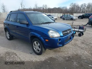2007 Hyundai Tucson GLS with VIN KM8JM12B77U617990, listed as a IAAI auction lot 41300579 with 167,789 mi miles. Bid and sale history available at carsss.com. Image 1.