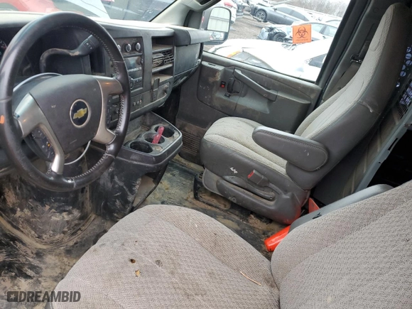 2016 Chevrolet Express Cargo Van with VIN 1GCZGHFG8G1208024, listed as a Copart auction lot 86524744 with 104,085 mi miles and Salvage Title. Bid and sale history available at carsss.com. Image 8.