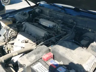 1995 Toyota Camry LE z VIN JT2SK12E8S0321670, wystawiony jako IAAI lot #42794486 z przebiegiem 137 906 mil mil oraz . Historia ofert i sprzedaży dostępna na DreamBid. Obrazek 13.