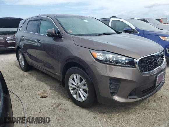 2019 Kia Sorento LX with VIN 5XYPGDA55KG565966, listed as a Copart auction lot 75736284 with Not Provided miles and Salvage Title. Bid and sale history available at DreamBid. Image 4.