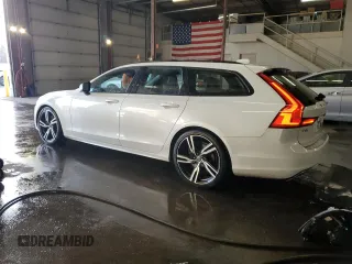2020 Volvo V90 with VIN YV1A22VMXL1142421, listed as a Copart auction lot 85781704 with 51,950 mi miles and Salvage title. Bid and sale history available at DreamBid. Image 2.