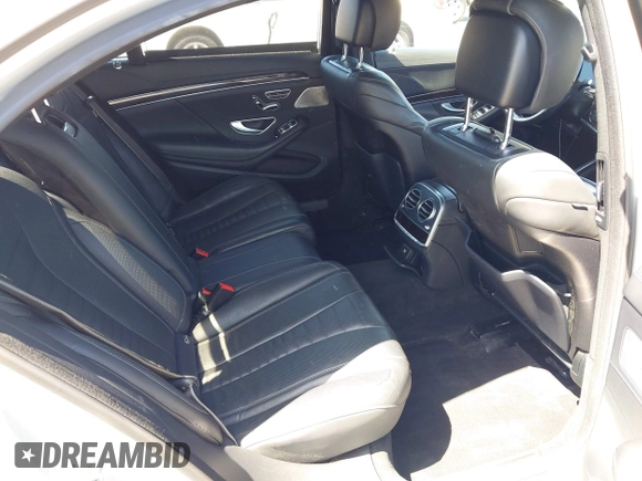 2016 Mercedes-Benz S 550 с VIN WDDUG8CB0GA237364, выставлен на аукционе IAAI как лот 42265337 с пробегом 79 652 миль миль и . История ставок и продаж доступна на DreamBid. Изображение 8.