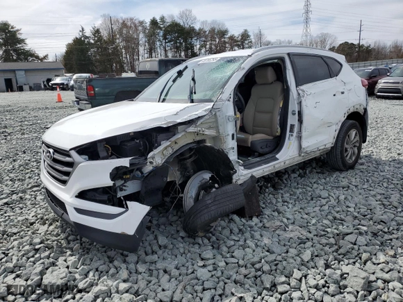 2017 Hyundai Tucson SE Plus with VIN KM8J33A4XHU420492, listed as a Copart auction lot 46785295 with 104,844 mi miles and Salvage Title. Bid and sale history available at carsss.com. Image 1.