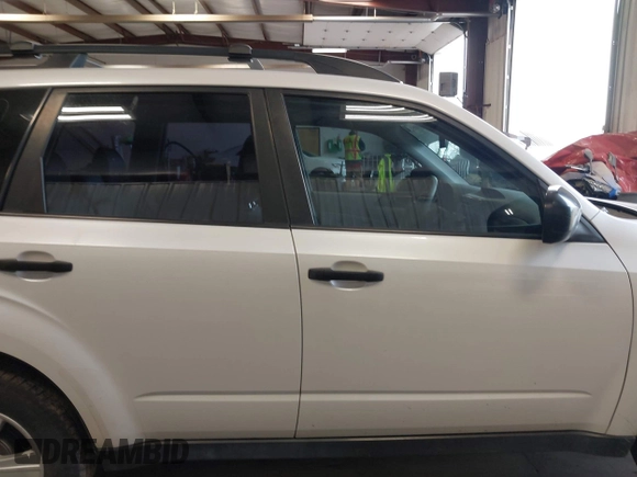 2012 Subaru Forester 2.5X with VIN JF2SHABC0CH461107, listed as a IAAI auction lot 42000513 with 70,598 mi miles. Bid and sale history available at carsss.com. Image 13.