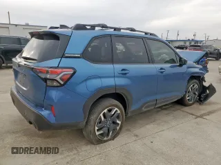 2025 Subaru Forester Limited with VIN JF2SLDRC3SH489245, listed as a Copart auction lot 48191735 with 2,846 mi miles and Salvage Title. Bid and sale history available at carsss.com. Image 3.