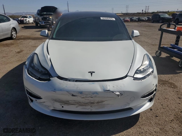 2019 Tesla Model 3 Mid Range with VIN 5YJ3E1EA3KF484269, listed as a Copart auction lot 52446425 with 81,977 mi miles and Salvage Title. Bid and sale history available at carsss.com. Image 5.