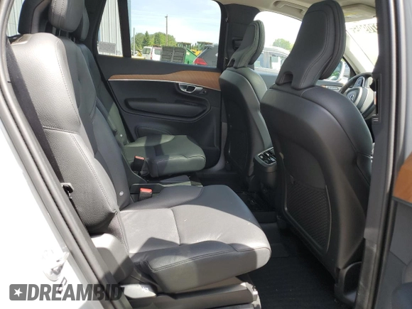2024 Volvo XC90 Plus Bright Theme z VIN YV4062JE6R1181548, wystawiony jako Copart lot #57970905 z przebiegiem Nie podano mil oraz Czysty tytuł • Clean title. Historia ofert i sprzedaży dostępna na DreamBid. Obrazek 11.