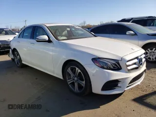 2017 Mercedes-Benz E-Class E 300 Luxury with VIN WDDZF4KB9HA148204, listed as a Copart auction lot 42724813 with 22,457 mi miles. Bid and sale history available at carsss.com. Image 4.