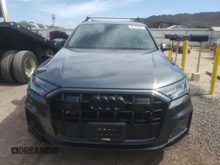 2022 Audi SQ7 Prestige z VIN WA1VWBF78ND005333, wystawiony jako Copart lot #45151024 z przebiegiem 12 813 mil mil oraz Czysty tytuł • Clean title. Historia ofert i sprzedaży dostępna na DreamBid. Obrazek 5.