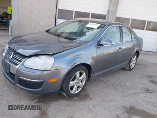 2008 Volkswagen Jetta SE with VIN 3VWRM71K78M027691, listed as a IAAI auction lot 42076092 with Not provided miles and . Bid and sale history available at DreamBid. Image 2.