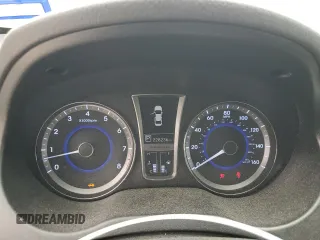 2013 Hyundai Azera with VIN KMHFH4JG5DA327155, listed as a Copart auction lot 51076905 with 228,236 mi miles and Salvage Title. Bid and sale history available at DreamBid. Image 9.