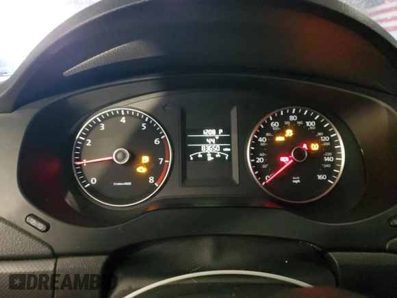 2012 Volkswagen Jetta SE with VIN 3VWDP7AJXCM353745, listed as a Copart auction lot 88239045 with 83,650 mi miles and Salvage title. Bid and sale history available at DreamBid. Image 9.