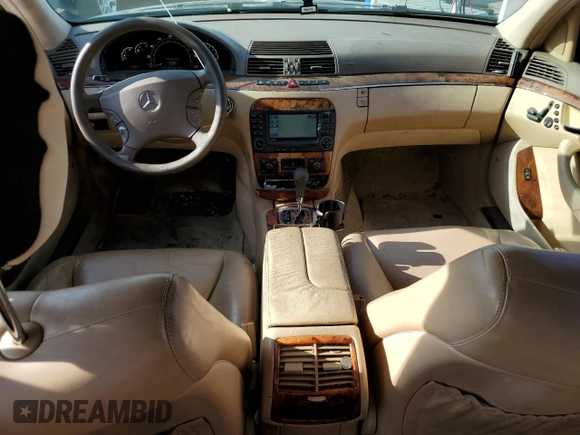 2006 Mercedes-Benz S 500 with VIN WDBNG84JX6A476485, listed as a Copart auction lot 77179734 with 229,079 mi miles and Clean title. Bid and sale history available at DreamBid. Image 8.