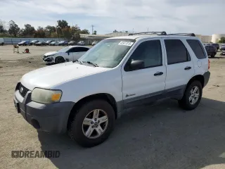 2006 Ford Escape Hybrid with VIN 1FMCU96H86KA13865, listed as a Copart auction lot 45927815 with 152,851 mi miles and Clean Title. Bid and sale history available at carsss.com. Image 1.