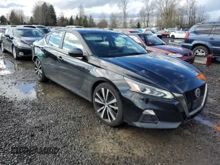 2019 Nissan Altima SR with VIN 1N4BL4CV1KC215327, listed as a Copart auction lot 48922465 with 83,338 mi miles and Salvage Title. Bid and sale history available at carsss.com. Image 4.